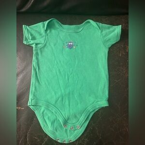 Short sleeve onesie Green Kids Bodysuit with Fun Design